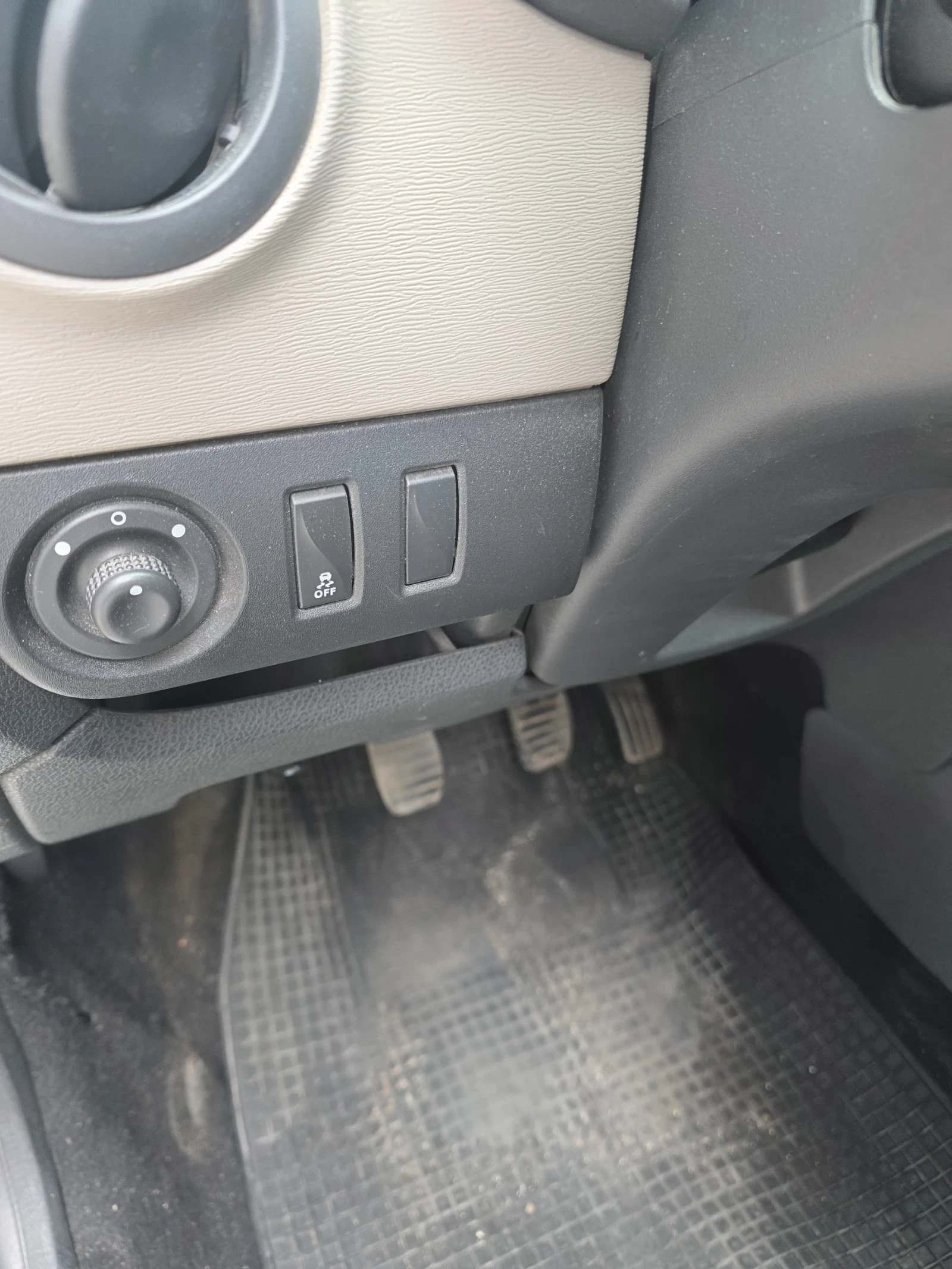 Dacia Dokker 1, 6 ��� 102�� | Mobile.bg � ����������� 10