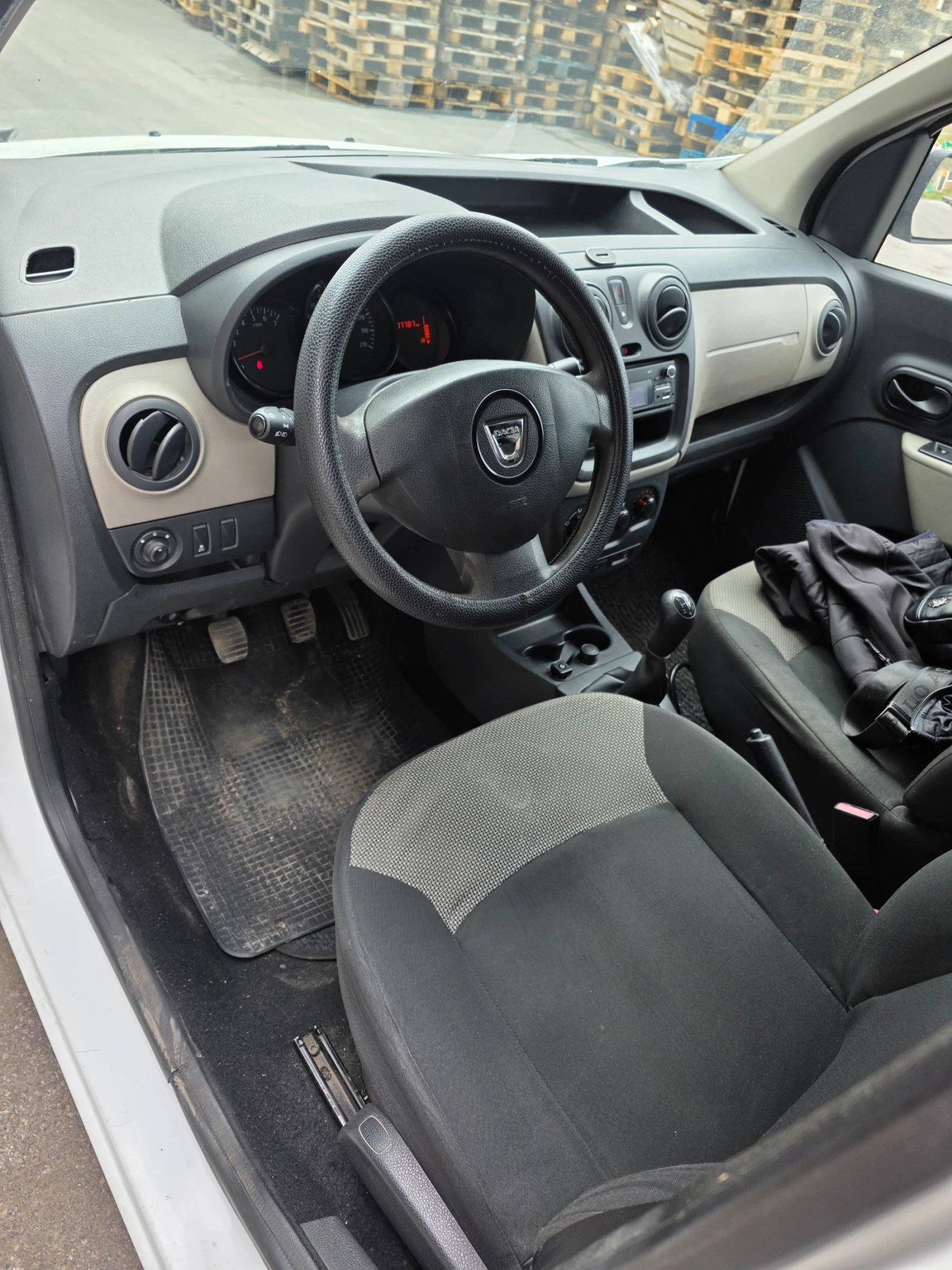 Dacia Dokker 1, 6 ��� 102�� | Mobile.bg � ����������� 11