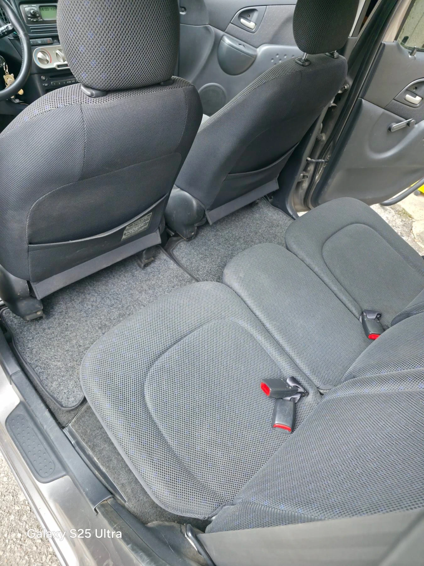 Toyota Yaris verso, снимка 11 - Автомобили и джипове - 54445032