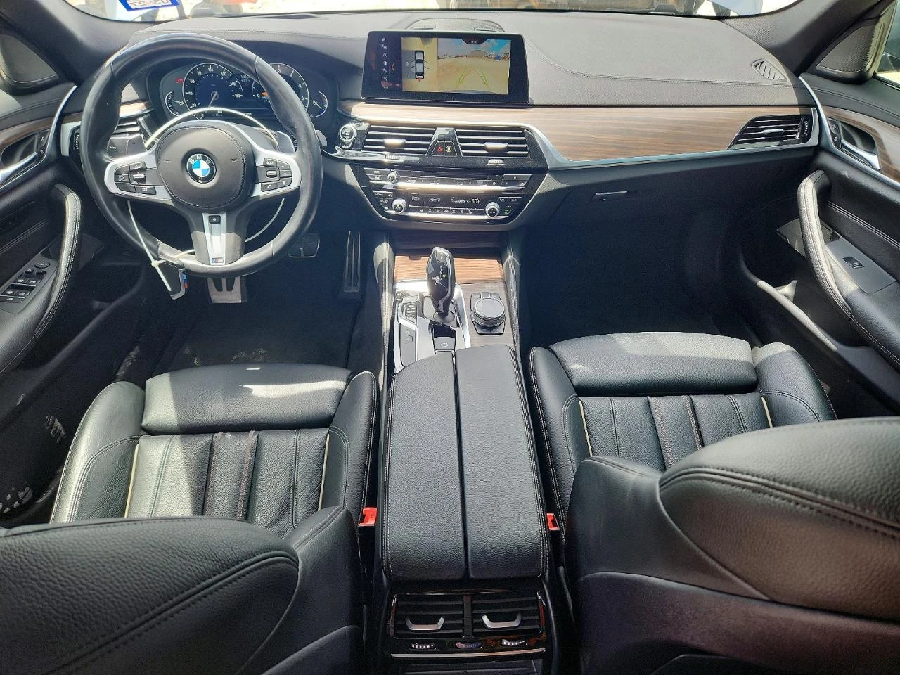 BMW 540 * Premium* DIGITAL* Кожа* Пано* Нави* 360* , снимка 8 - Автомобили и джипове - 54599110