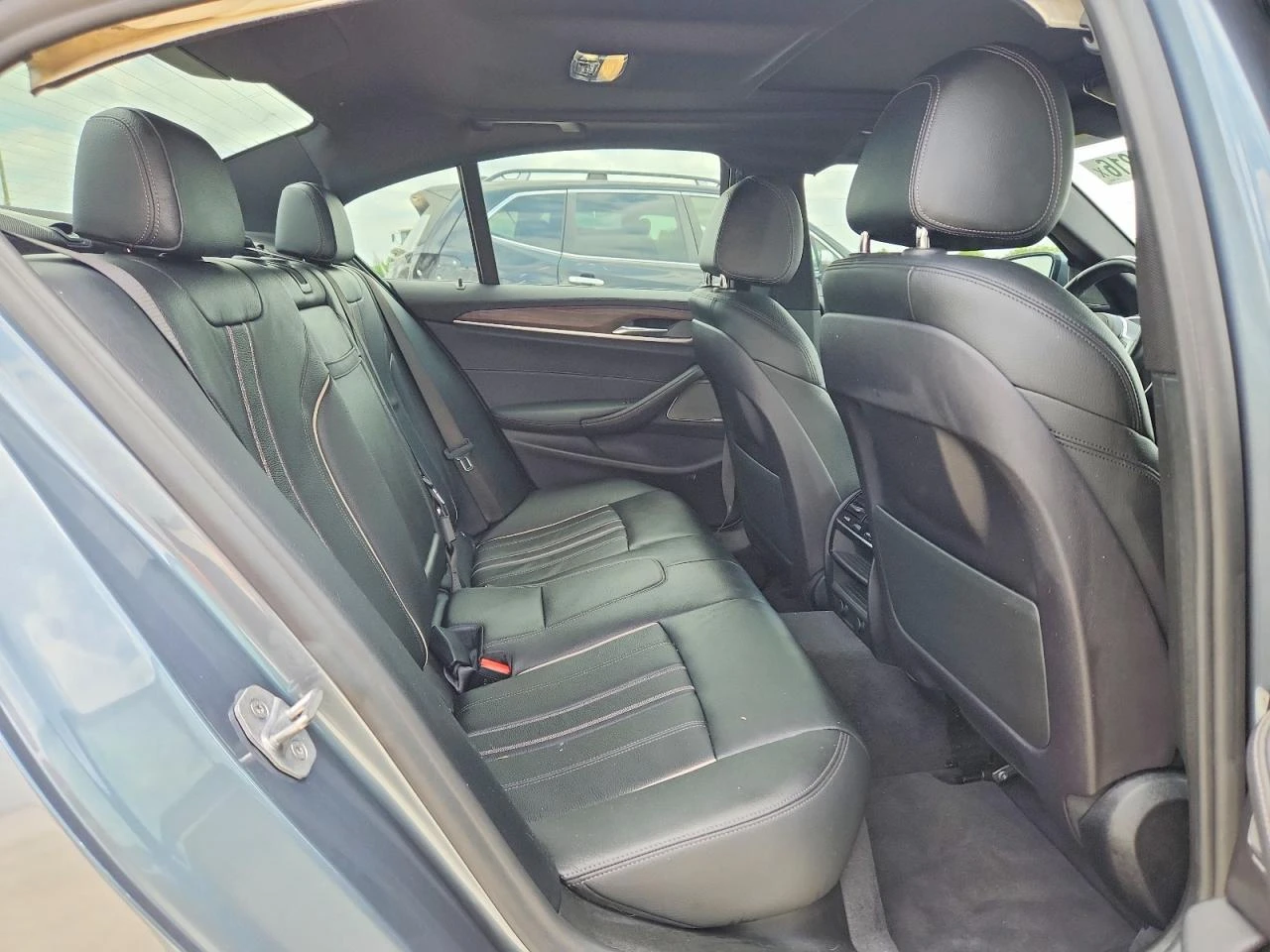 BMW 540 * Premium* DIGITAL* Кожа* Пано* Нави* 360* , снимка 10 - Автомобили и джипове - 54599110