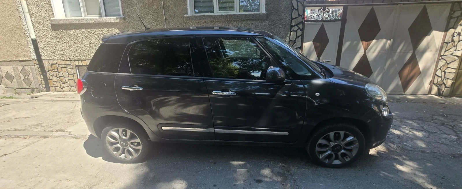 Fiat 500L, снимка 2 - Автомобили и джипове - 55585679
