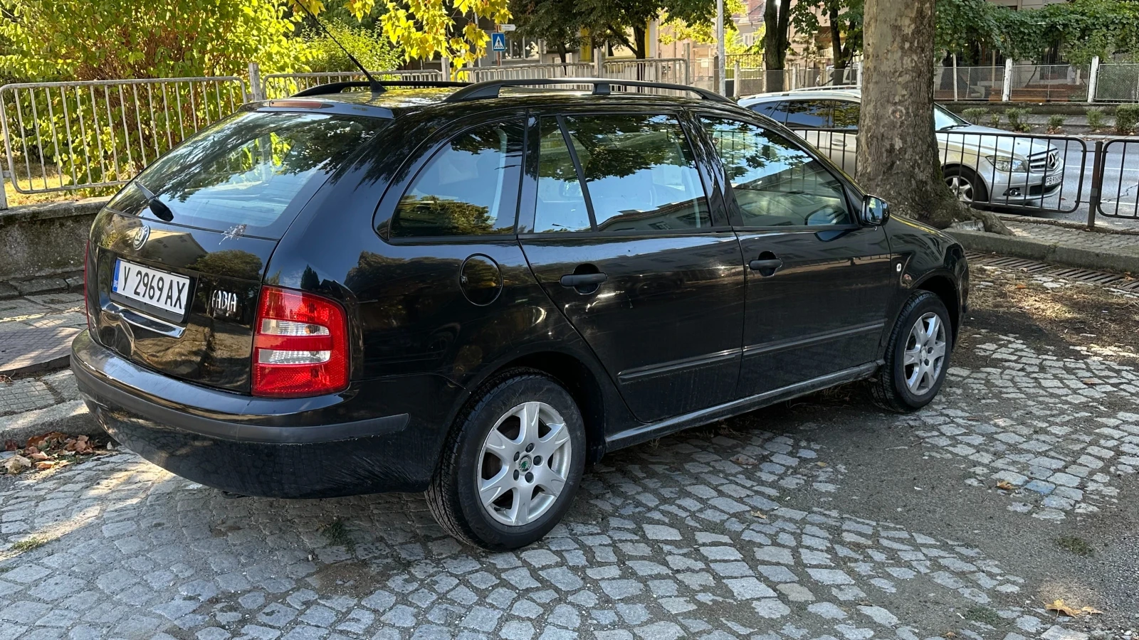 Skoda Fabia, снимка 3 - Автомобили и джипове - 56058812