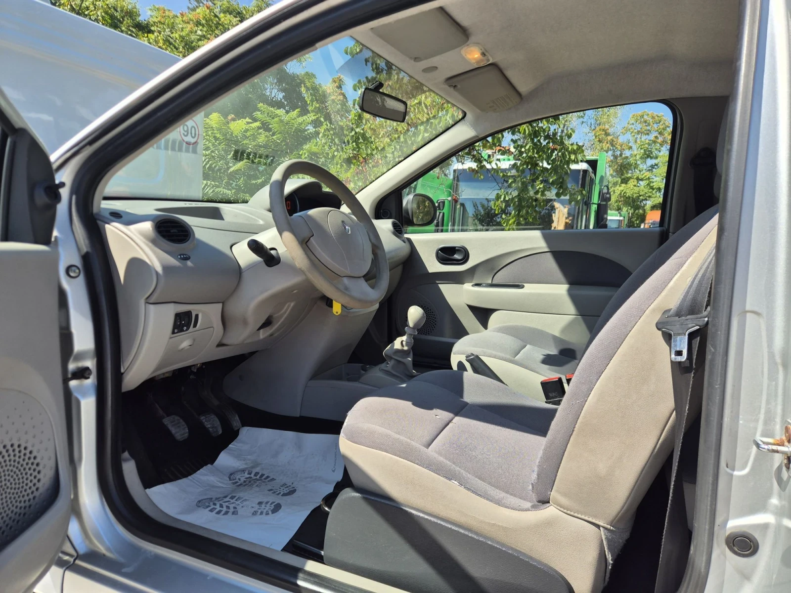 Renault Twingo, снимка 10 - Автомобили и джипове - 56138726