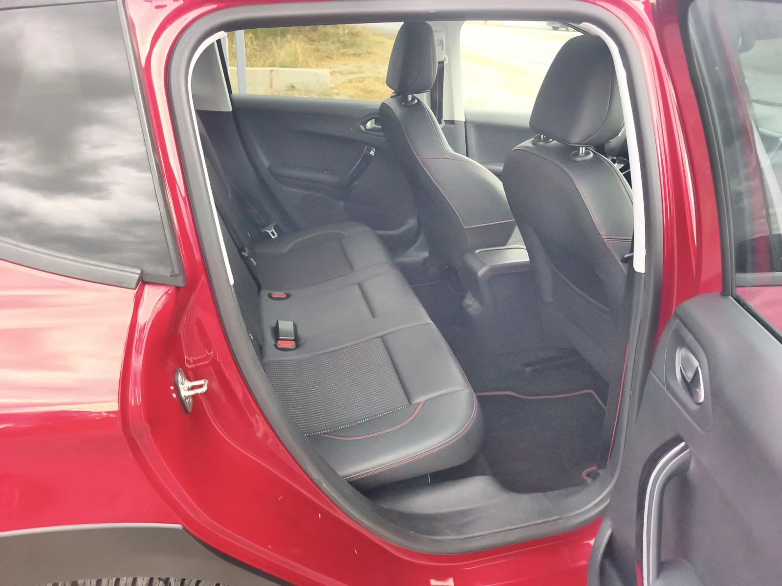 Peugeot 2008 Gt-lain 1.6hdi 120hp | Mobile.bg � ����������� 10