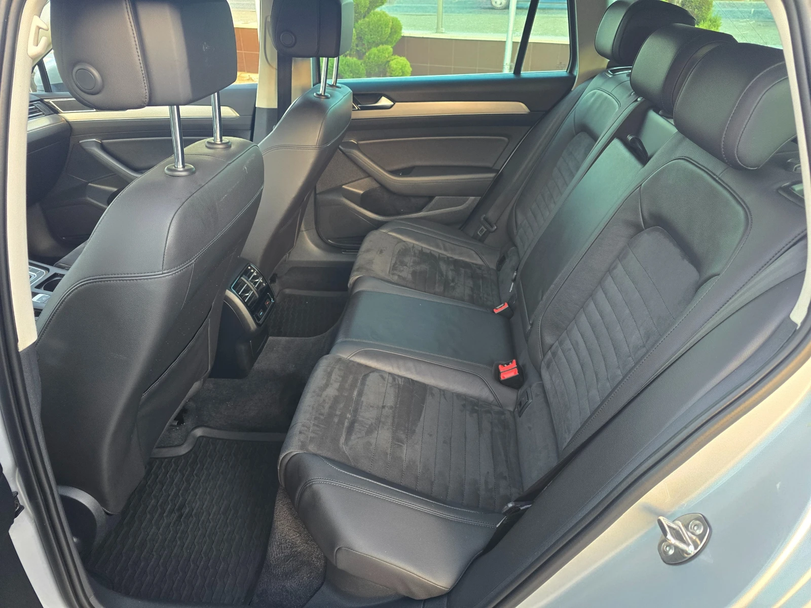 VW Passat 2, 0TDI 190KS 4X4, снимка 11 - Автомобили и джипове - 56624107