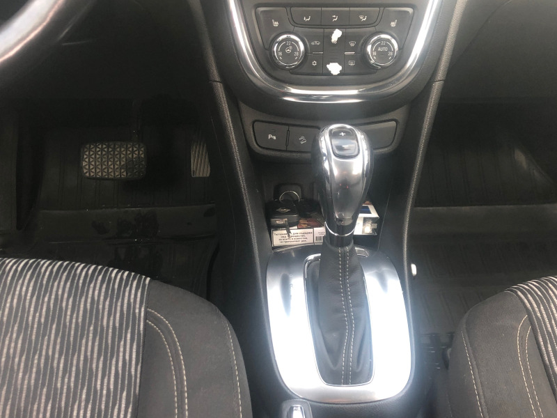 Opel Mokka, снимка 7 - Автомобили и джипове - 46707722