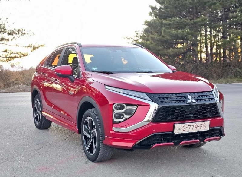 Mitsubishi Eclipse Cross PHEV Фул Екстри НОВА, снимка 2 - Автомобили и джипове - 49580549