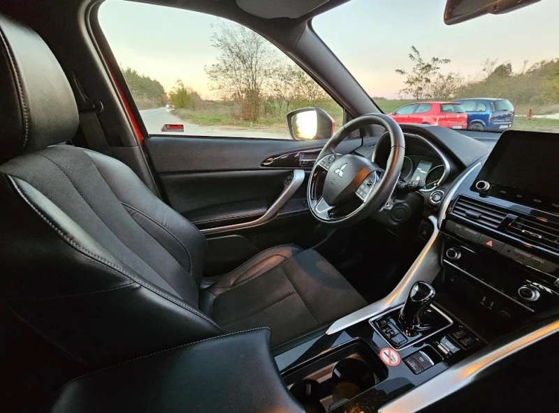Mitsubishi Eclipse Cross PHEV Фул Екстри НОВА, снимка 10 - Автомобили и джипове - 49580549
