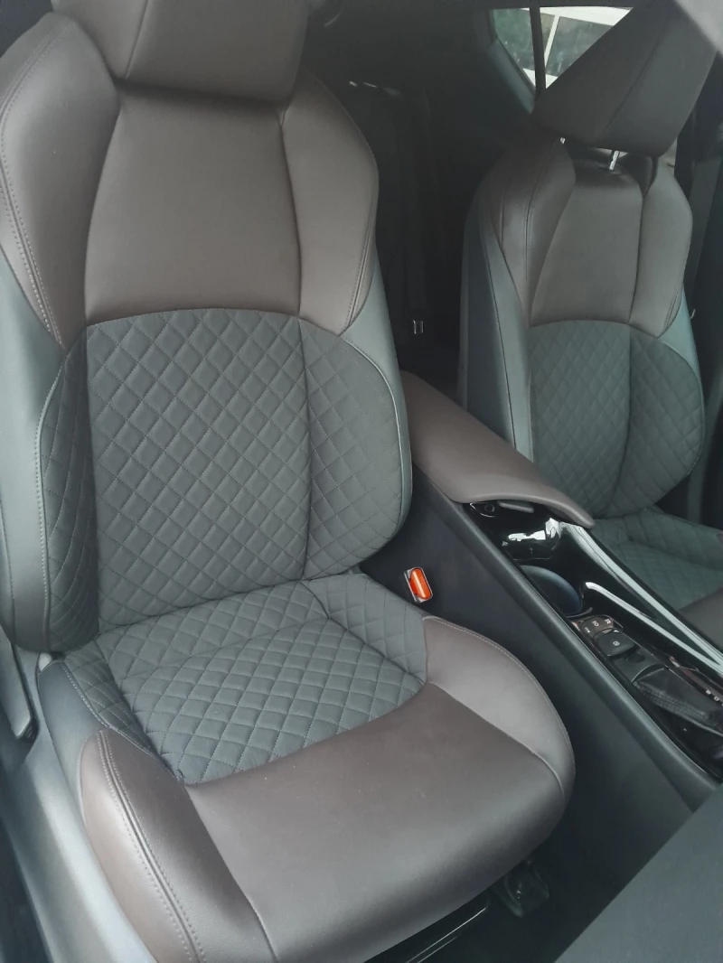 Toyota C-HR 1.8i-HYBRID/EXECUTIVE, снимка 7 - Автомобили и джипове - 50998671