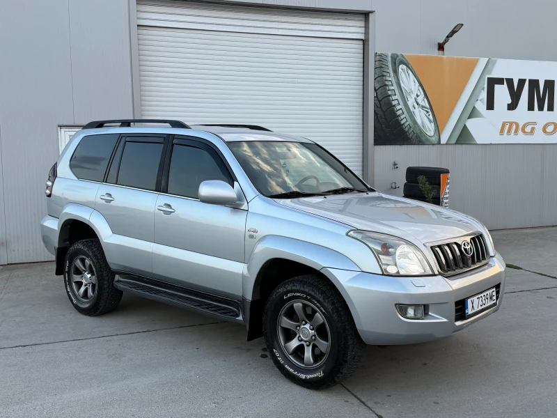 Toyota Land cruiser 3.0 D4D, снимка 3 - Автомобили и джипове - 52506267