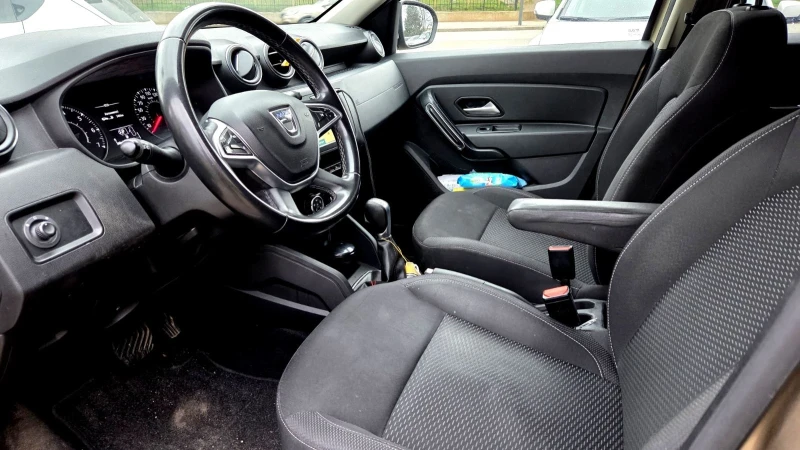 Dacia Duster 1.5dci / N1, снимка 13 - Автомобили и джипове - 52861974