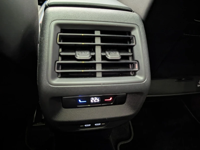 VW Tayron 2.0 TDI 4-MOTION R-LINE PANO H/K 360 7МЕСТЕН, снимка 13 - Автомобили и джипове - 52683790