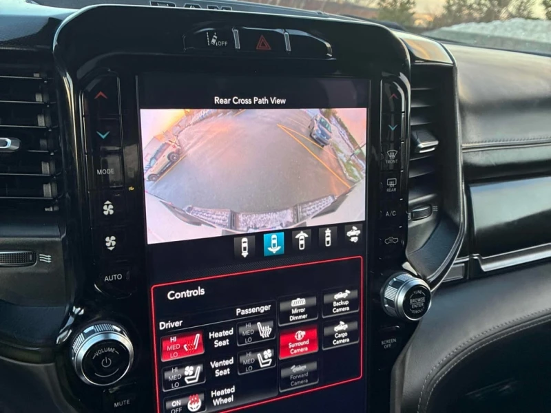 Dodge RAM 2500 * Power Wagon * CARFAX * БЕЗ ПЪРВОНАЧАЛНА ВНОСКА, снимка 11 - Автомобили и джипове - 52935245