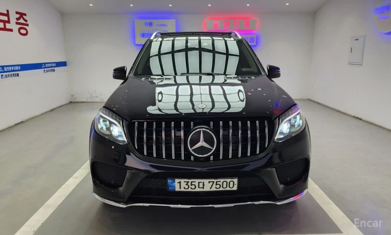 Mercedes-Benz GLS 500, снимка 9 - Автомобили и джипове - 52999760