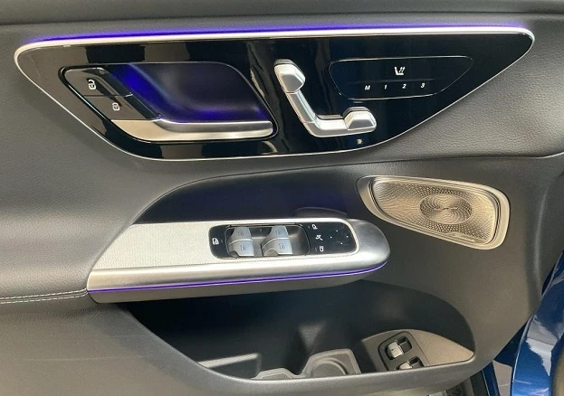 Mercedes-Benz GLC 300 e Coupe 4Matic = AMG Line = Premium Plus Гаранция - изображение 5