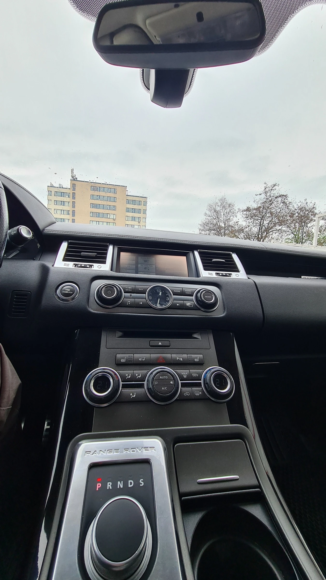 Land Rover Range Rover Sport HSE SDV6 - изображение 9