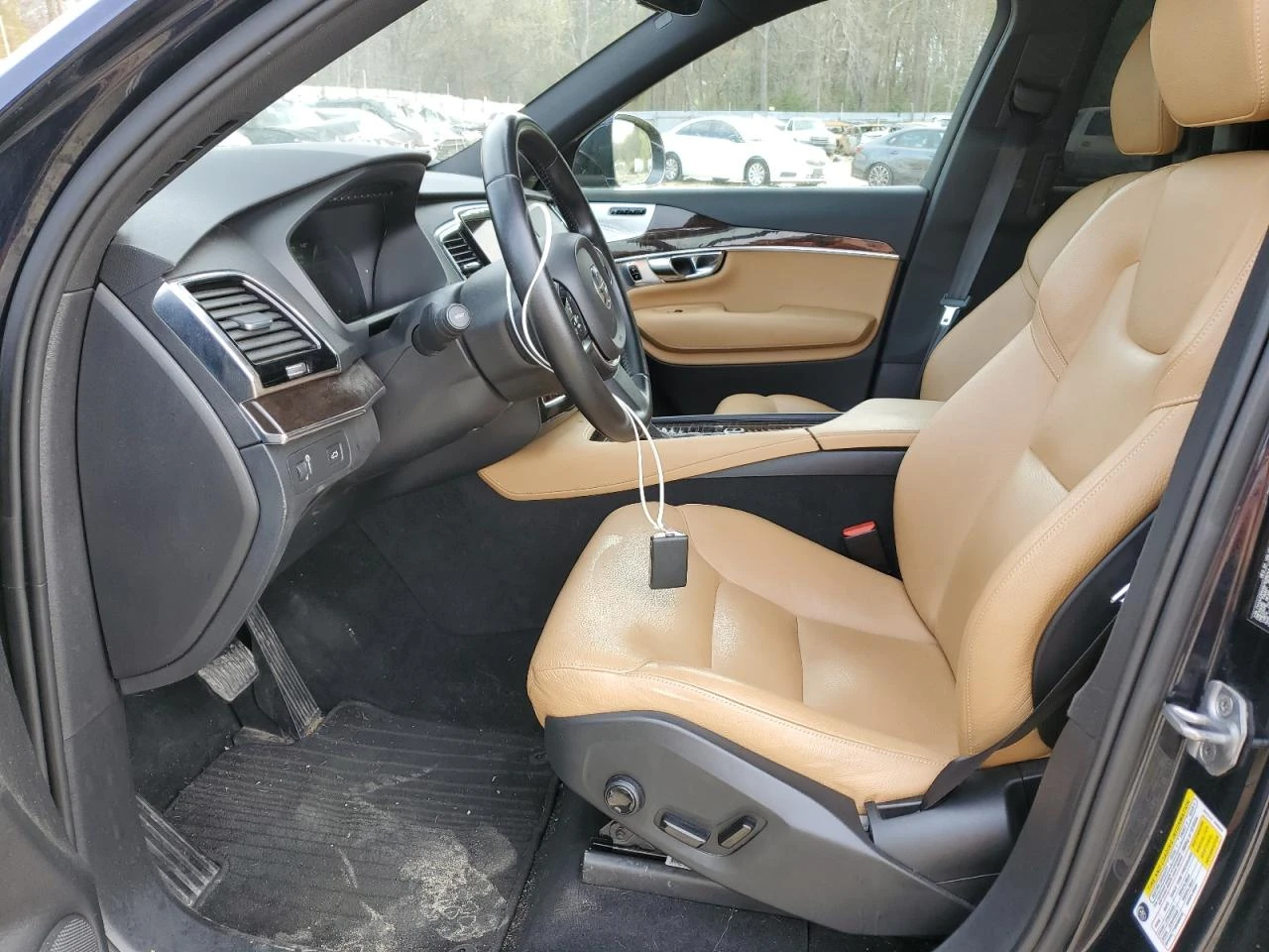 Volvo Xc90 T6 Bowers&Wilkins* 360* Дистроник* Пано*  - изображение 7
