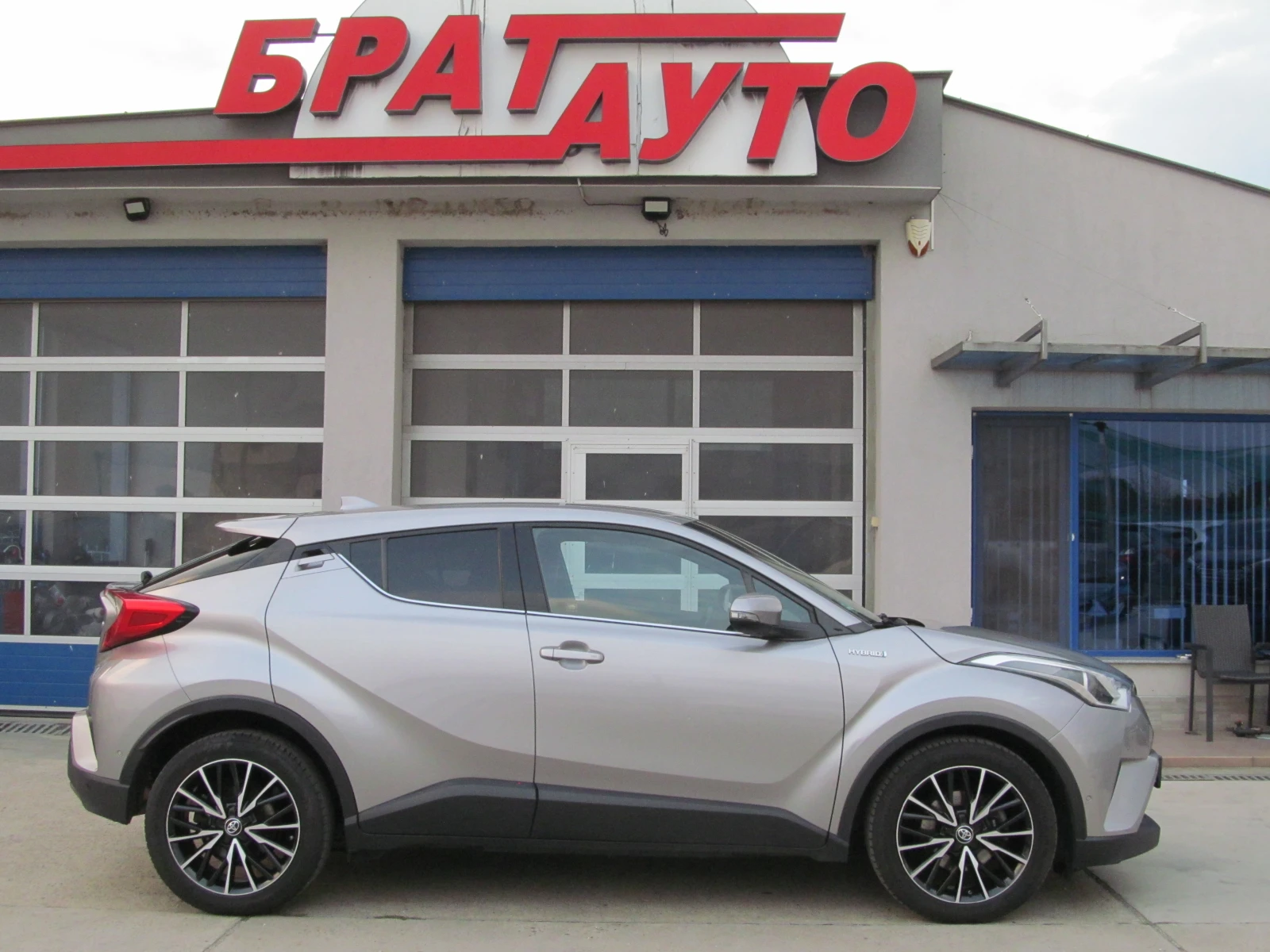 Toyota C-HR 1.8i-HYBRID/EXECUTIVE - изображение 6