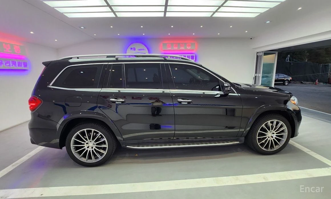 Mercedes-Benz GLS 500  - изображение 7