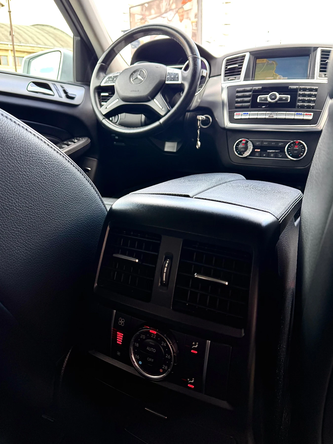 Mercedes-Benz ML 350 CDI AMG 6.3 Обдухване Distronic Euro 6 - изображение 9