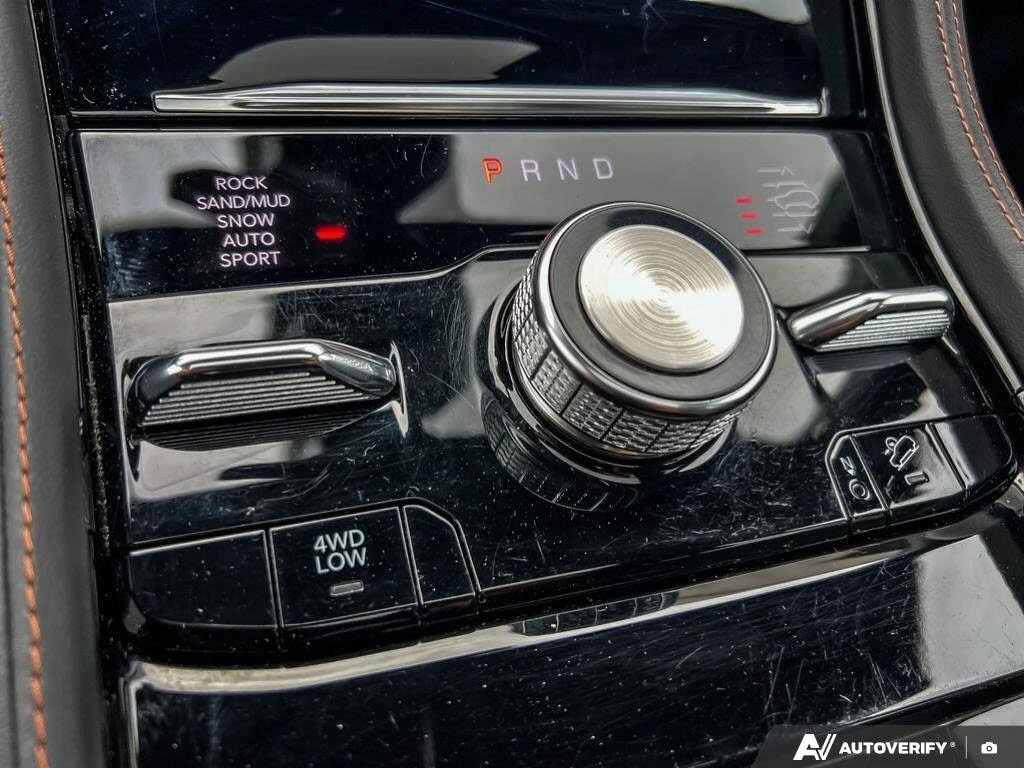 Jeep Grand cherokee SUMMIT RESERVE* МАСАЖ* ОБДУХВАНЕ* MCINTOSH SOUND , снимка 16 - Автомобили и джипове - 54195535