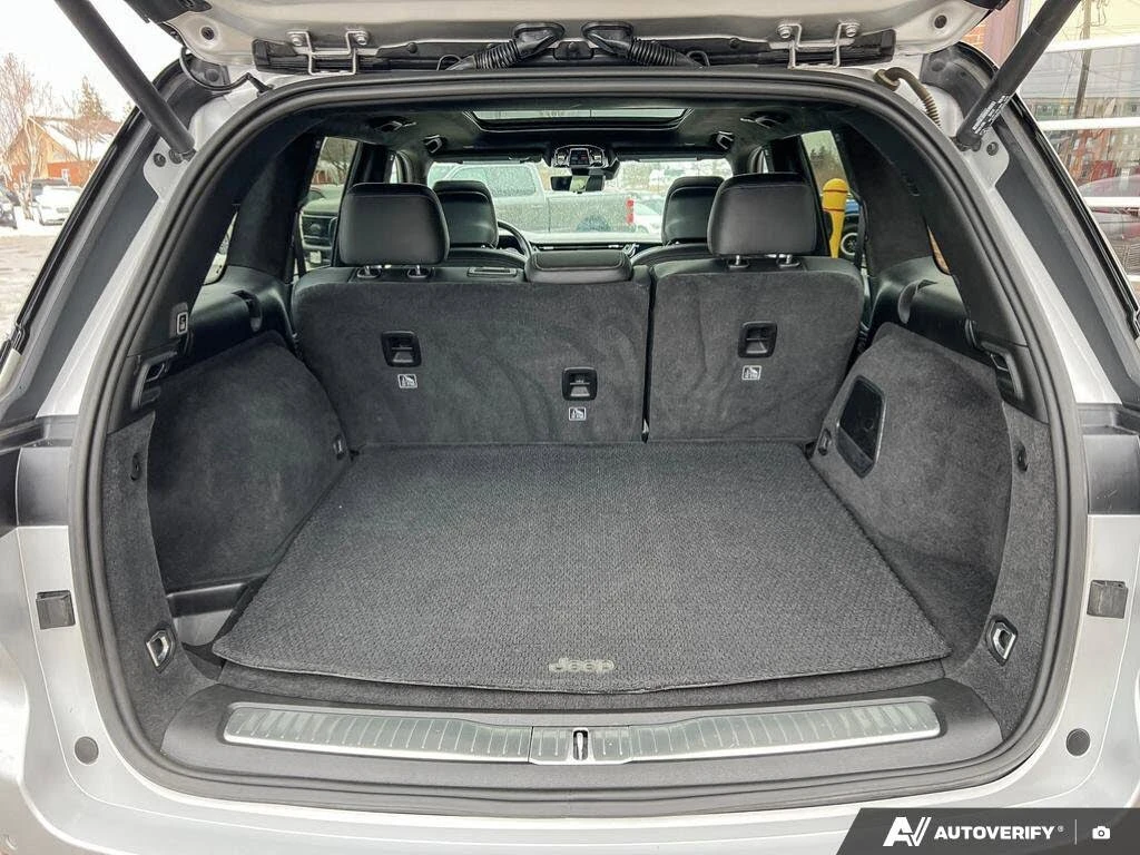 Jeep Grand cherokee SUMMIT RESERVE* МАСАЖ* ОБДУХВАНЕ* MCINTOSH SOUND , снимка 17 - Автомобили и джипове - 54195535