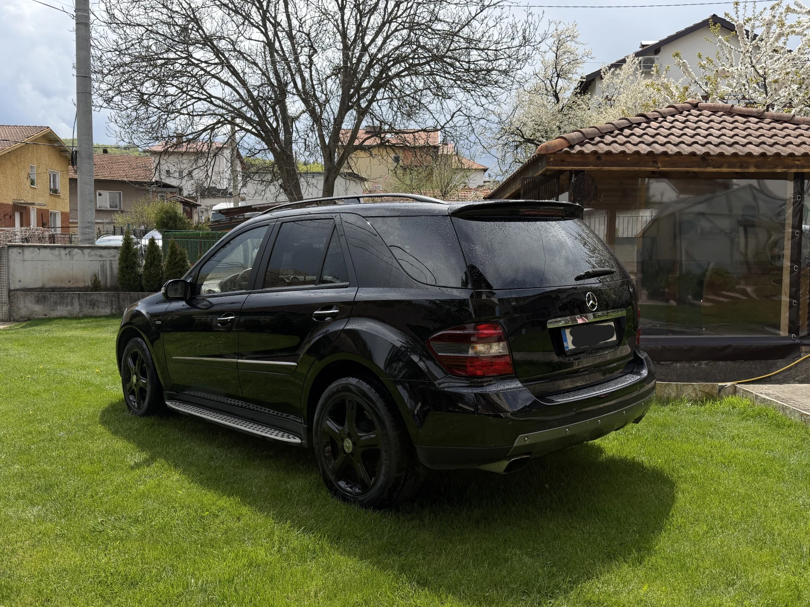 Mercedes-Benz ML 320 Edition 10 Sport Всички екстри, снимка 7 - Автомобили и джипове - 54490538