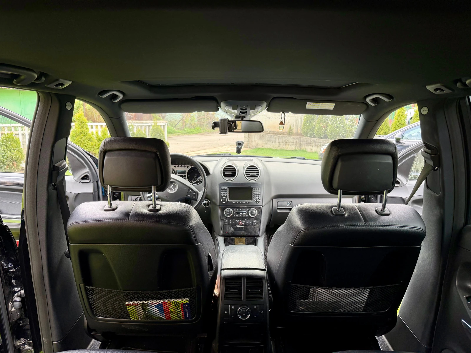 Mercedes-Benz ML 320 Edition 10 Sport Всички екстри, снимка 13 - Автомобили и джипове - 54490538