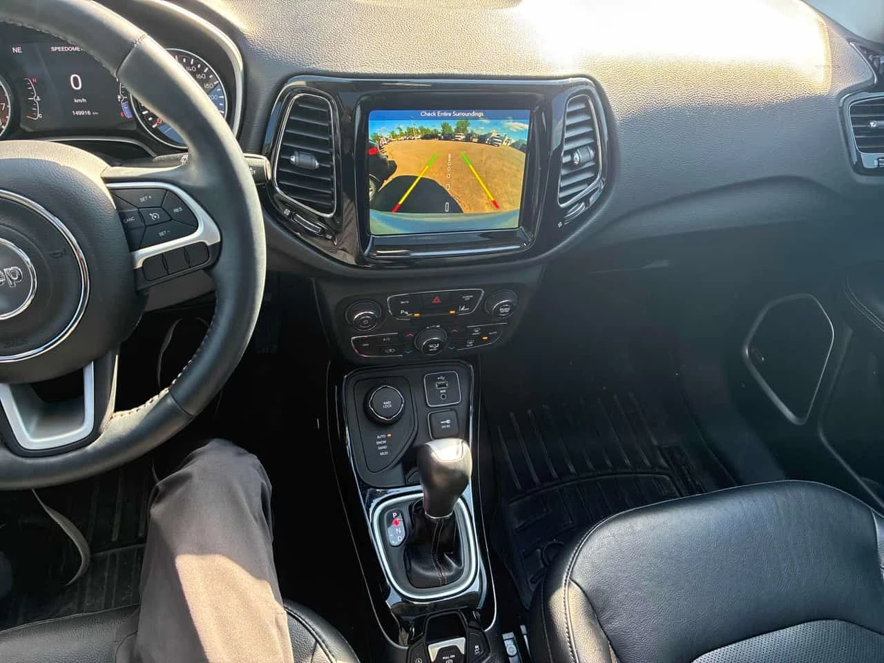 Jeep Compass LIMITED /CARFAX/Панорама/Кожа/Подгрев/КЛИП, снимка 9 - Автомобили и джипове - 54712775