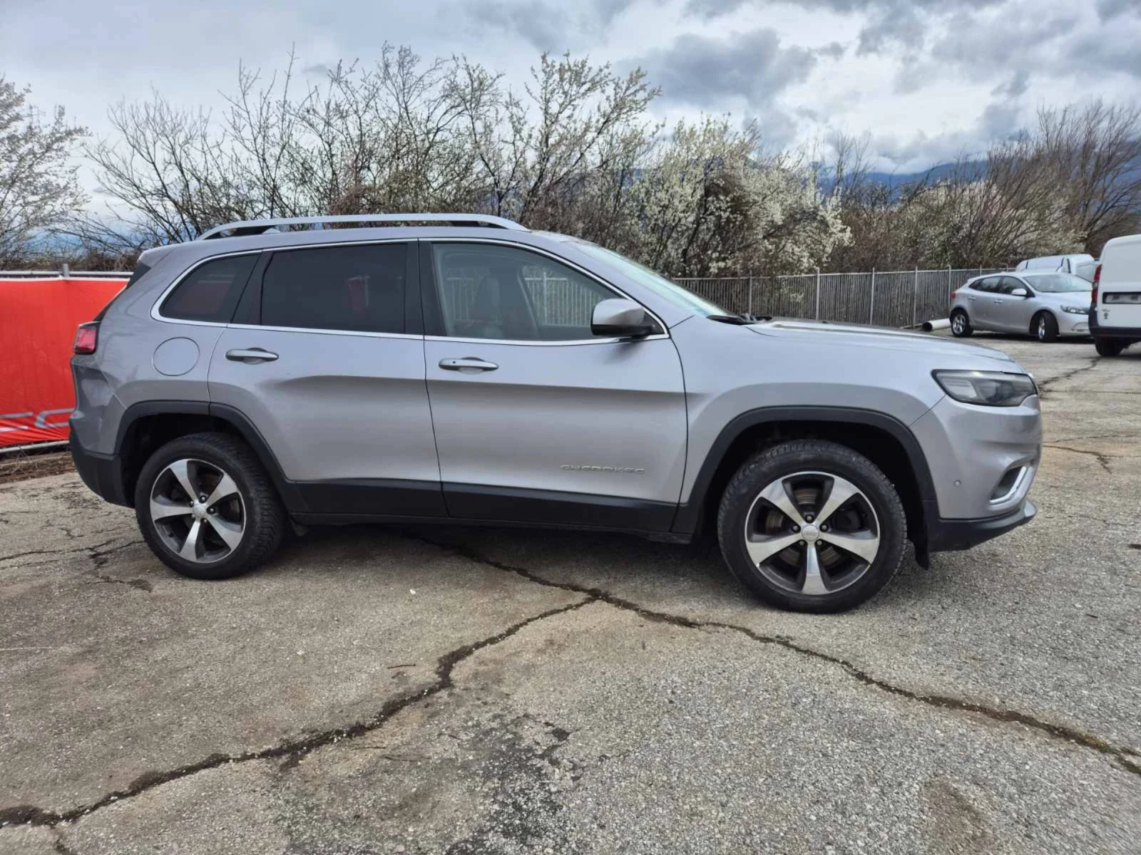 Jeep Cherokee 2.2 d | Mobile.bg � ����������� 5