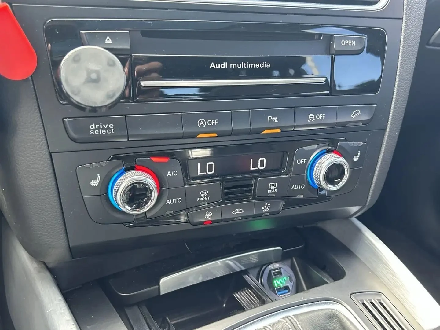 Audi Q5 3.0TDI PROGRESSIV ЦЕНА ДО БЪЛГАРИЯ АВТОКРЕДИТ, снимка 14 - Автомобили и джипове - 55211829