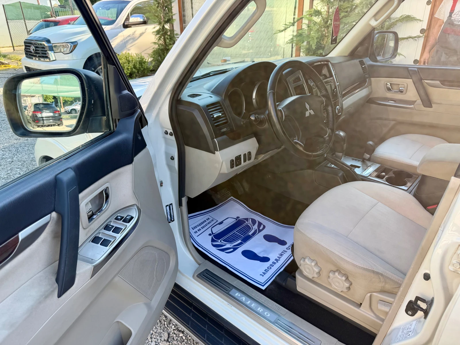 Mitsubishi Pajero Pajero 3.6 , снимка 7 - Автомобили и джипове - 55583321