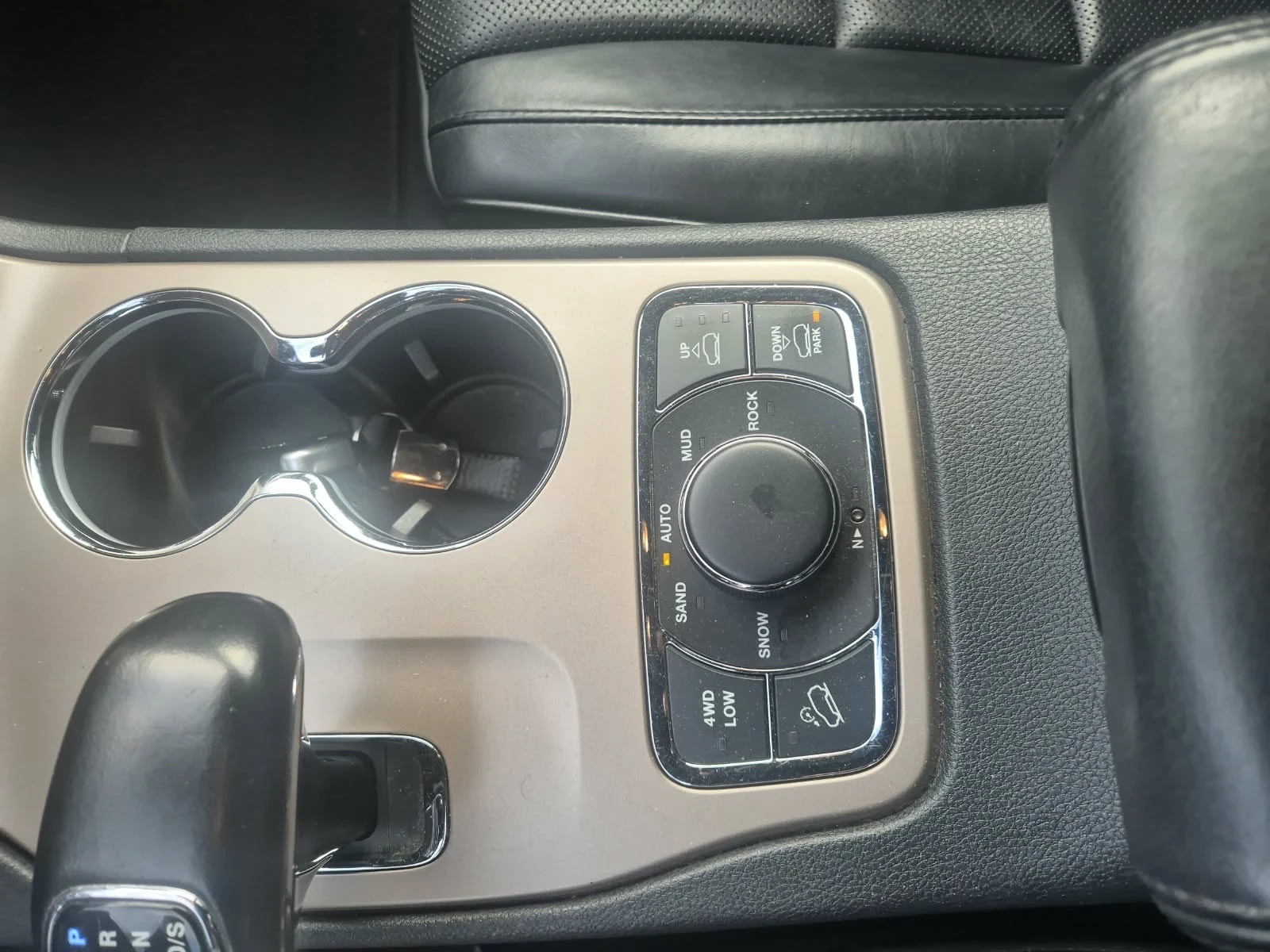 Jeep Grand cherokee 3.0 DIESEL. SUMMIT. ���������. | Mobile.bg � ����������� 15