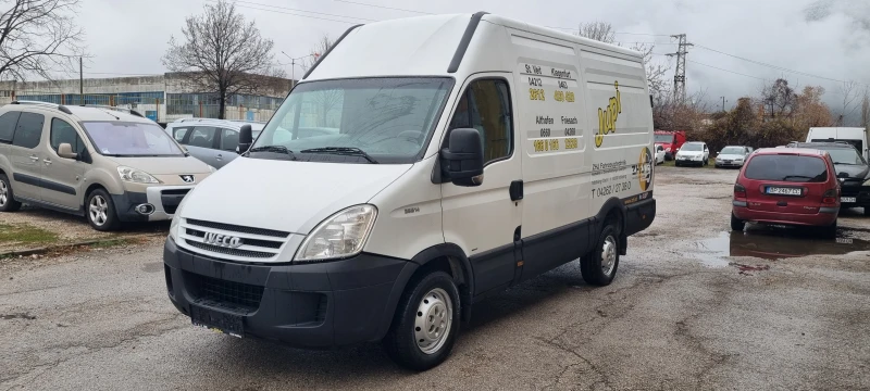 Iveco Daily 2, 3 TDI KLIMA ПАДАЩ БОРД, снимка 2 - Бусове и автобуси - 48199745