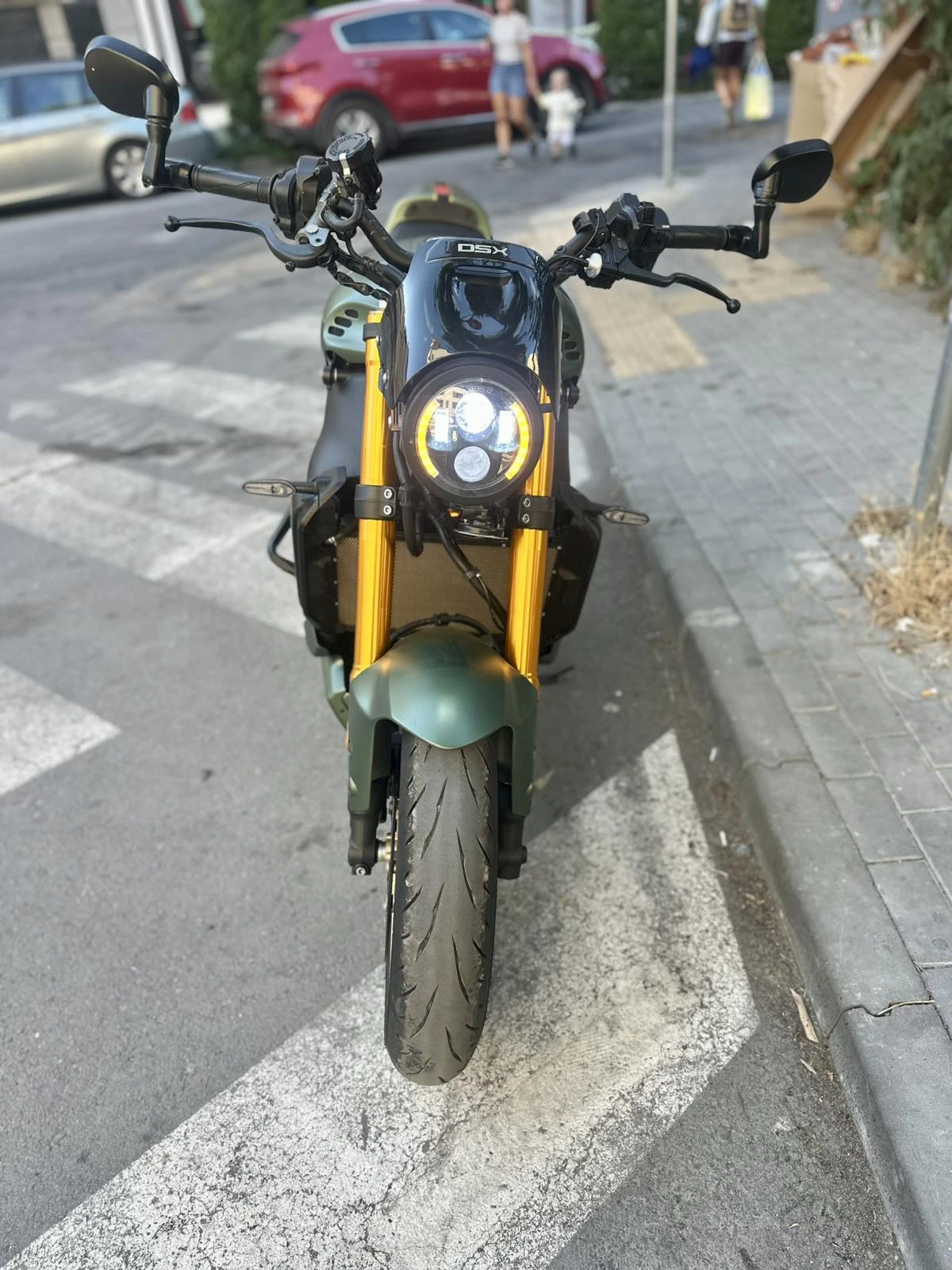 Yamaha XSR900, снимка 17 - Мотоциклети и мототехника - 56056315