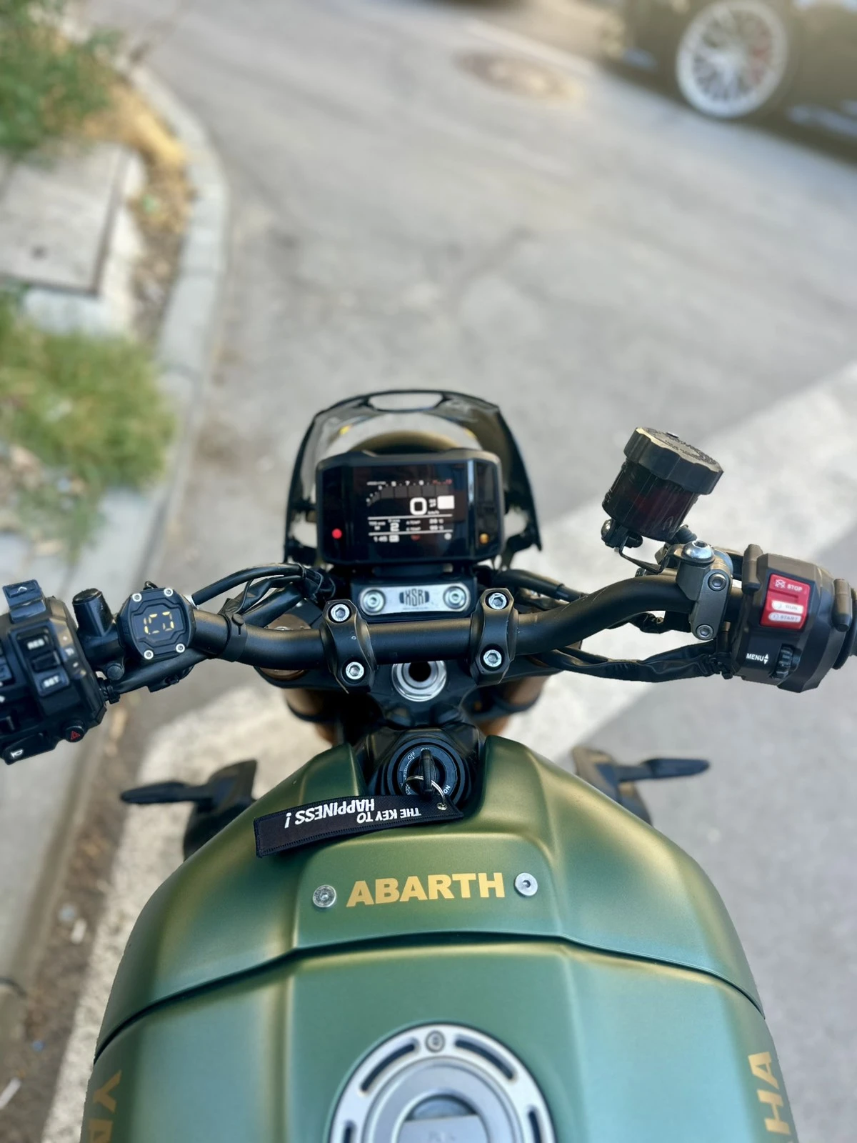 Yamaha XSR900, снимка 16 - Мотоциклети и мототехника - 56056315