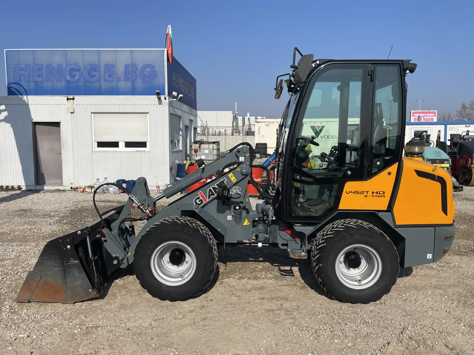   GIANT V452  | Mobile.bg   1