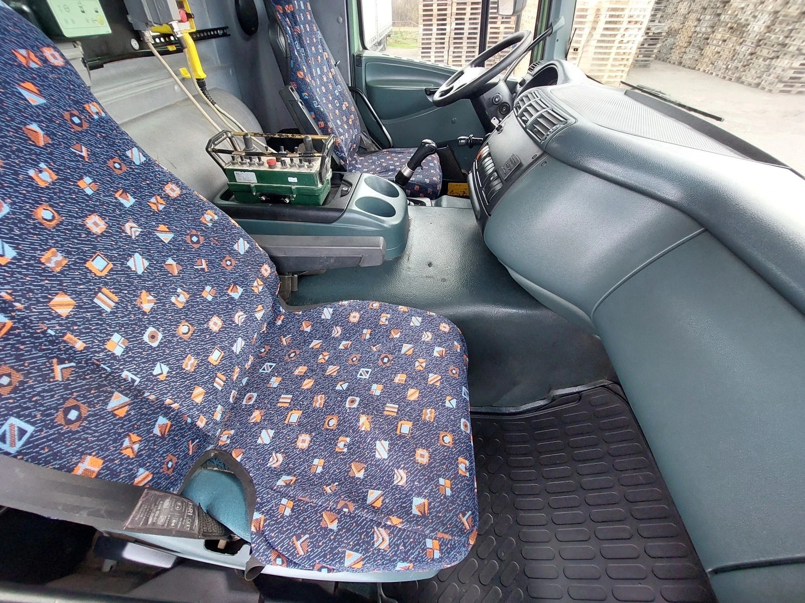 Бетон помпа DAF CF 85.340, снимка 9 - Индустриална техника - 53861296