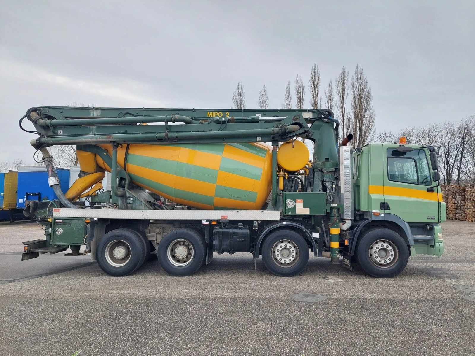 Бетон помпа DAF CF 85.340, снимка 4 - Индустриална техника - 53861296