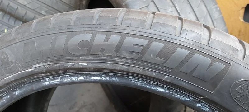 Гуми Летни 295/35R21, снимка 5 - Гуми и джанти - 31152098