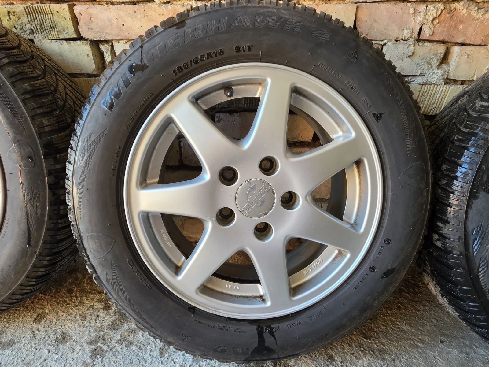 ���� � ������ 195/65R15 �� Skoda Octavia | Mobile.bg � ����������� 4