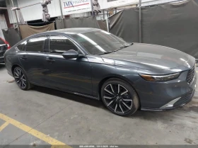 Honda Accord Hybrid Touring, снимка 13