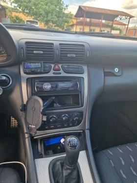 Mercedes-Benz C 220, снимка 8