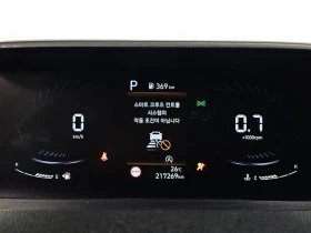 Hyundai Staria * 5МЕСТЕН* ДИЗЕЛ* , снимка 8