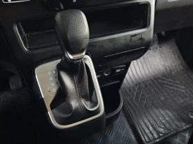 Hyundai Staria * 5МЕСТЕН* ДИЗЕЛ* , снимка 9