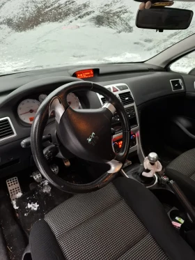 Peugeot 307 СС 1.6 /109 107000 км - 2300 € / 4498.41 лв. - 28196143 5