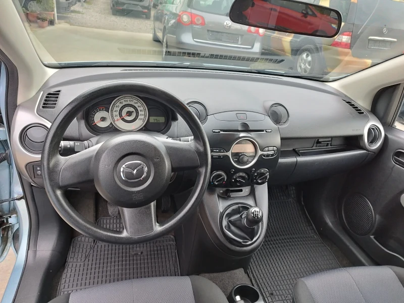 Mazda 2 1350, снимка 11 - Автомобили и джипове - 47153272