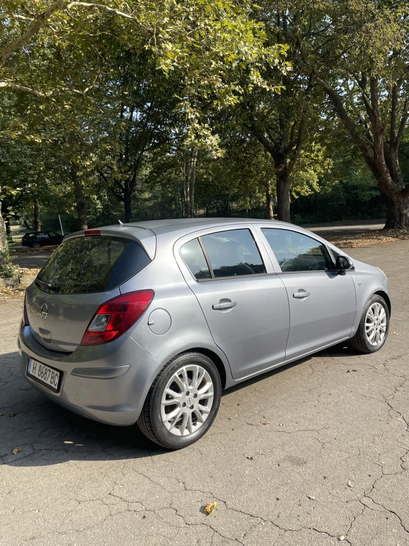 Opel Corsa, снимка 5 - Автомобили и джипове - 47235352