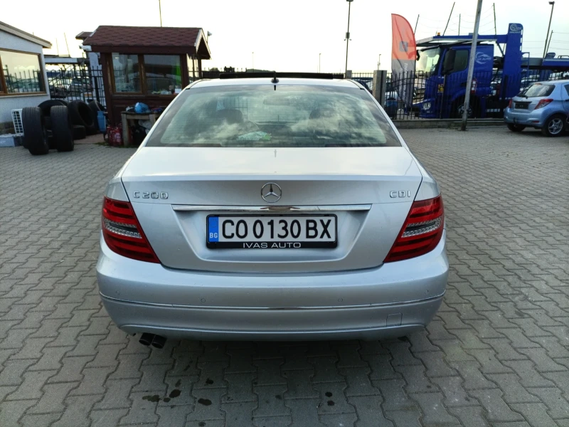 Mercedes-Benz C 200 2.2CDI, снимка 6 - Автомобили и джипове - 47434961